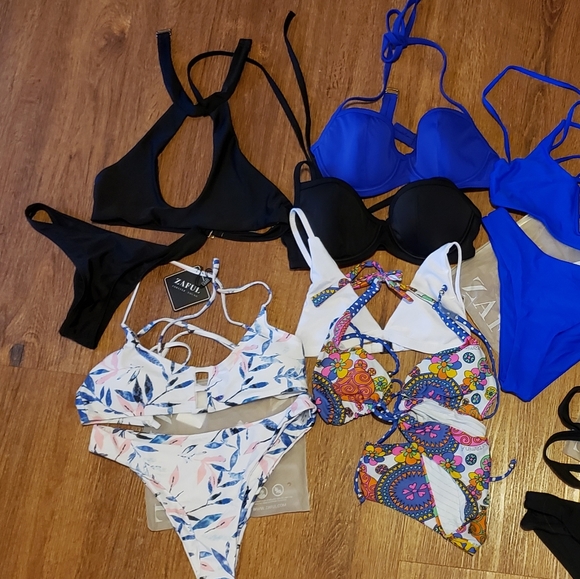 💰SOLD💸Summer Bikini bundles 👙 moving sale!! - Picture 1 of 2